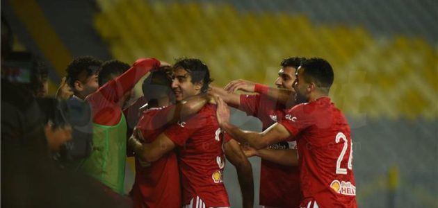 رابطة الأندية تختار لاعب الأهلي الأفضل في مباراة سموحة